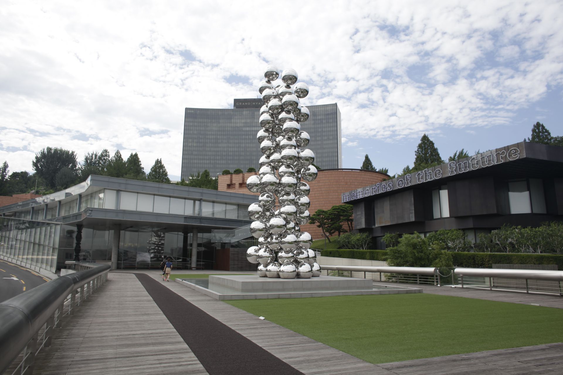 コールハースとヌーベル マリオ ボッタの3人の建築家による サムスン美術館 Leeum を訪問 Oh My ブログ