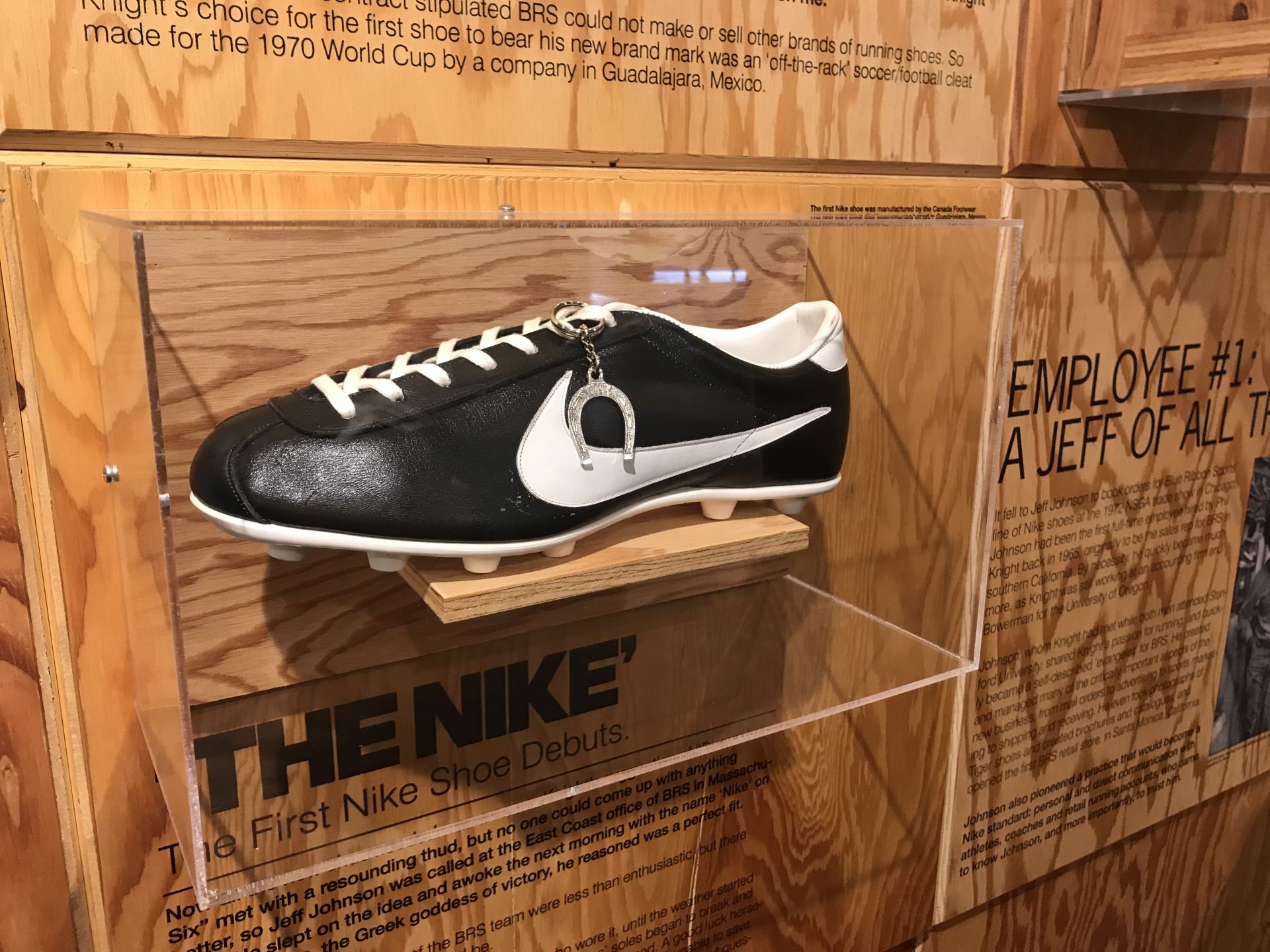 Nikeはオレゴンで誕生した ナイキの本社 ナイキワールドキャンパス に行ってみた Oh My ブログ