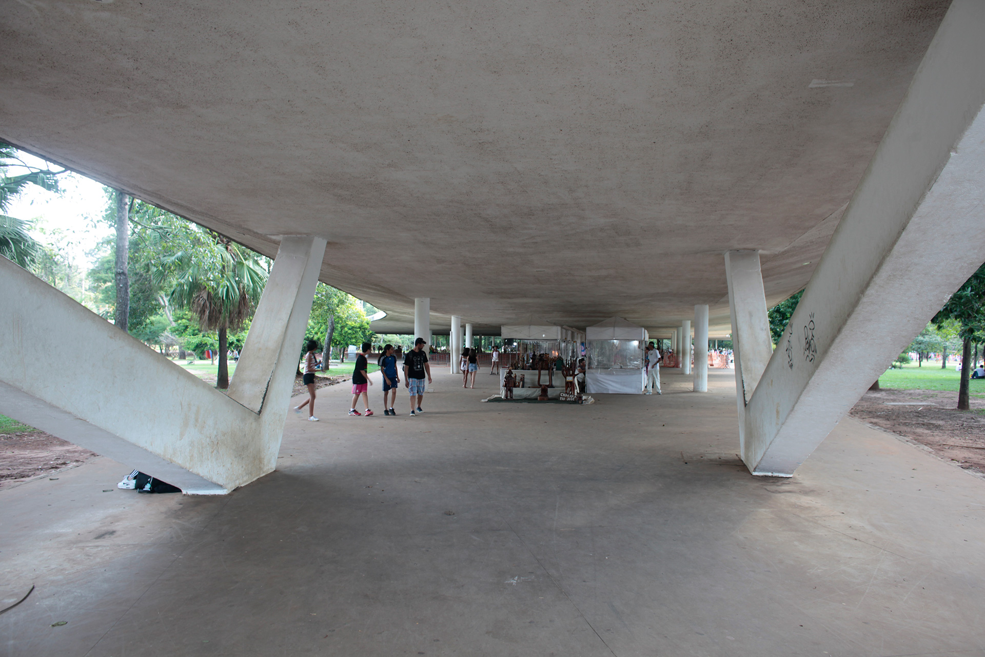 ブラジル サンパウロにある イビラプエラ公園 のオスカー ニーマイヤーによる建築 Oh My ブログ